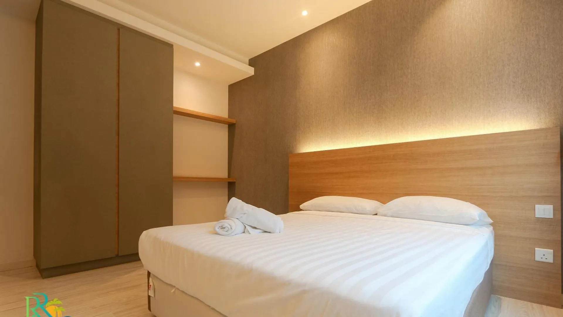 Suasana Residence Jb City Lifestyle Suites By Neo Johor Bahru 0*,